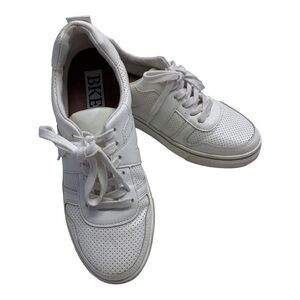 BKE Womens White Platform Athleisure Style Sneaker Size 6